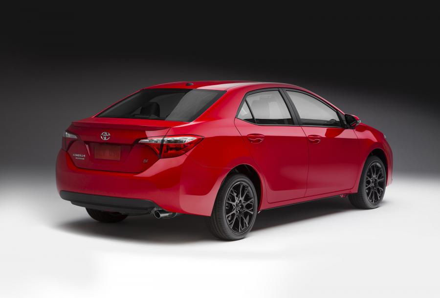  Toyota Corolla S Special Edition 2015 года  (фото 2 из 7)